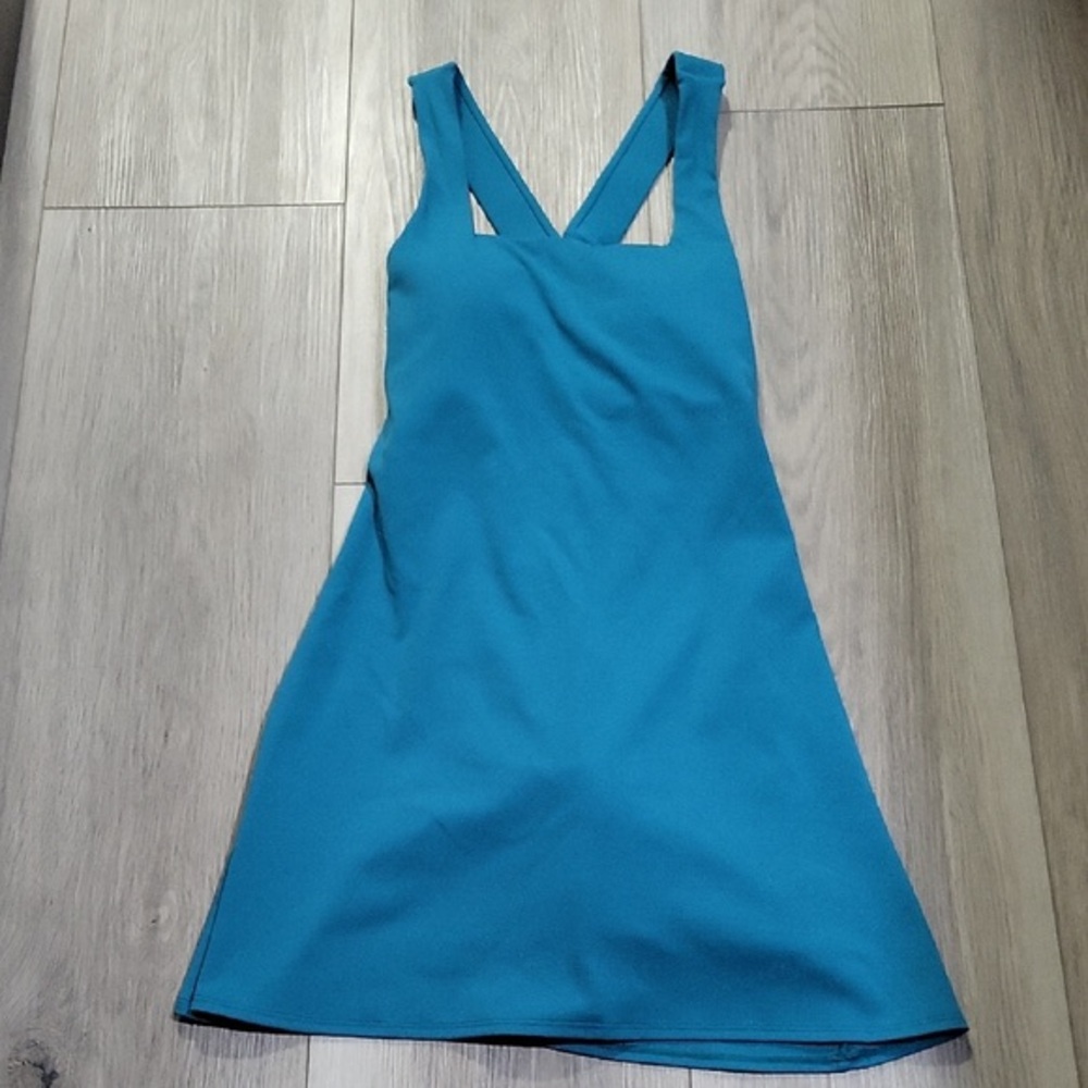 Elegant Blue Sleeveless Dress